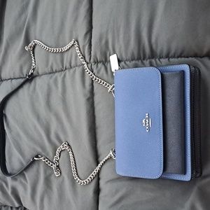 COACH Purse (blue with dk. blue contrast) crossbody or shoulderbag